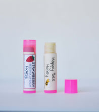 Charger l&#39;image dans la galerie, Strawberry Beeswax Lip Balm
